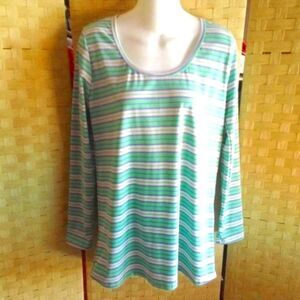Womens NWOT LuLaRoe Striped T-shirt Size M